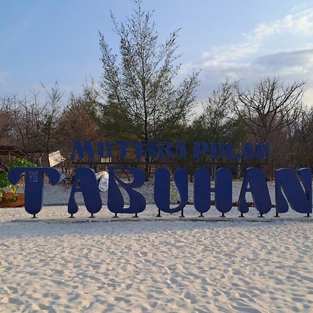 Tropical Paradiso Homestay Banyuwangi  Esterno foto