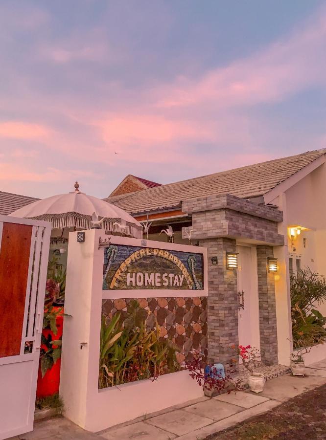 Tropical Paradiso Homestay Banyuwangi  Esterno foto