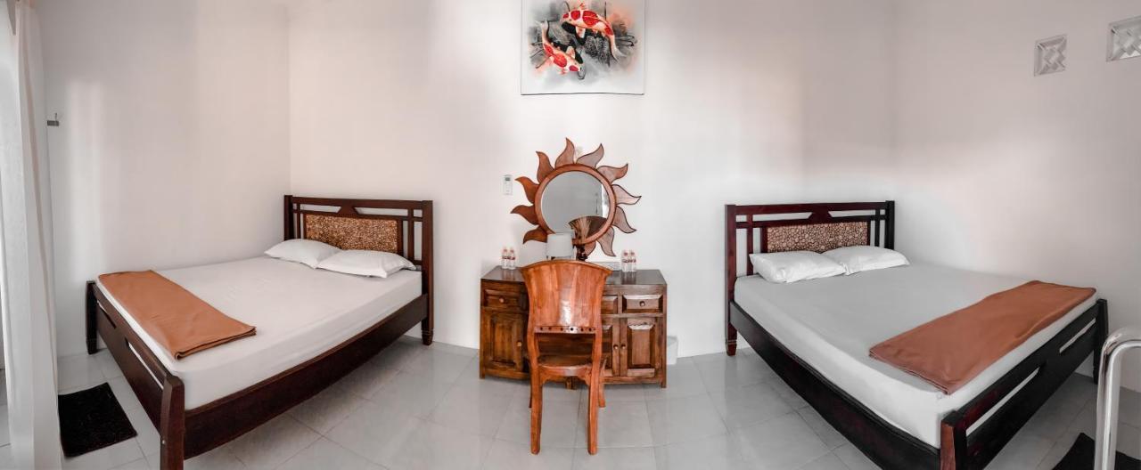 Tropical Paradiso Homestay Banyuwangi  Esterno foto